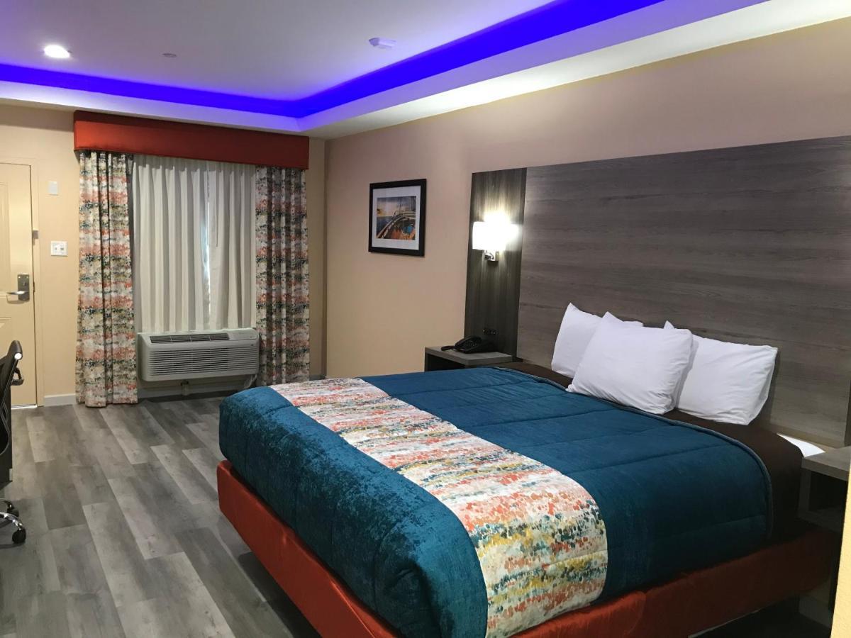 Scottish & Willowbrook Hotel